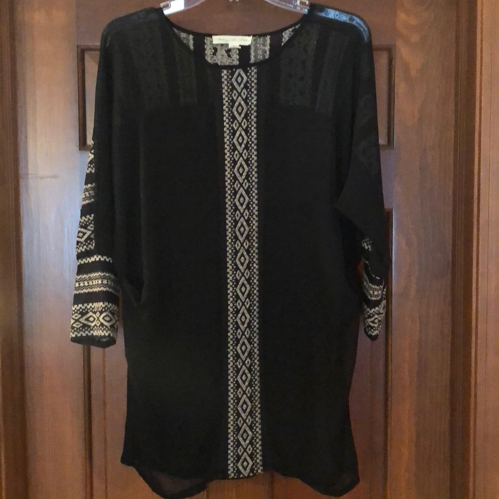 Staring at Stars black sheer tunic top L